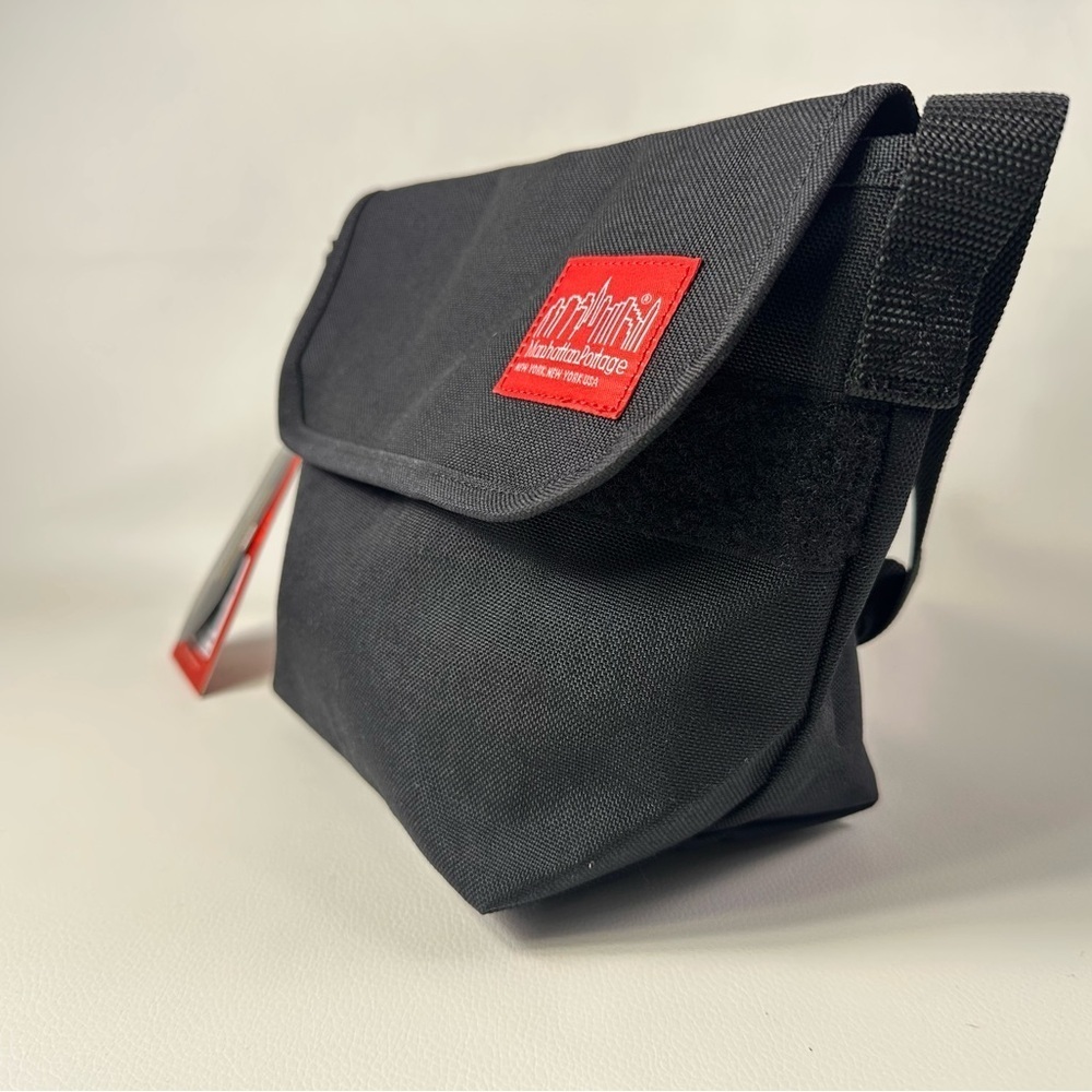 NEW Manhattan Portage Messenger Bag Black Crossbody Bag - Picture 3 of 10